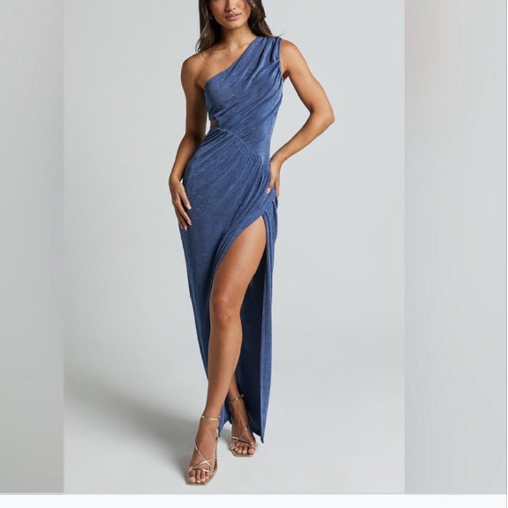 CRISTLE MIDI DRESS by Showpo